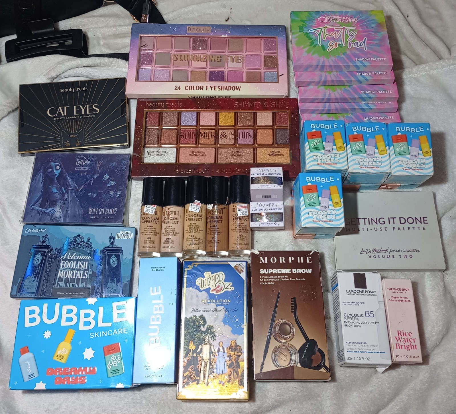 AFFORDABLE MAKEUP (READ DESCRIPTION)