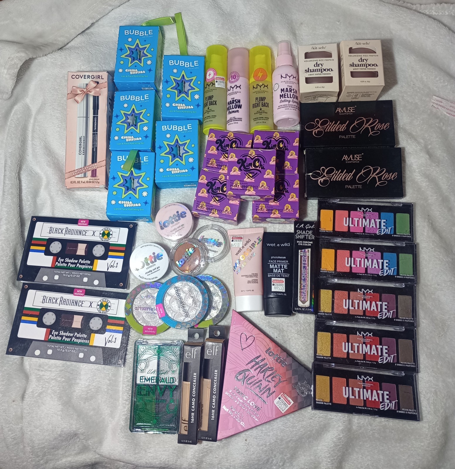 AFFORDABLE MAKEUP (READ DESCRIPTION)