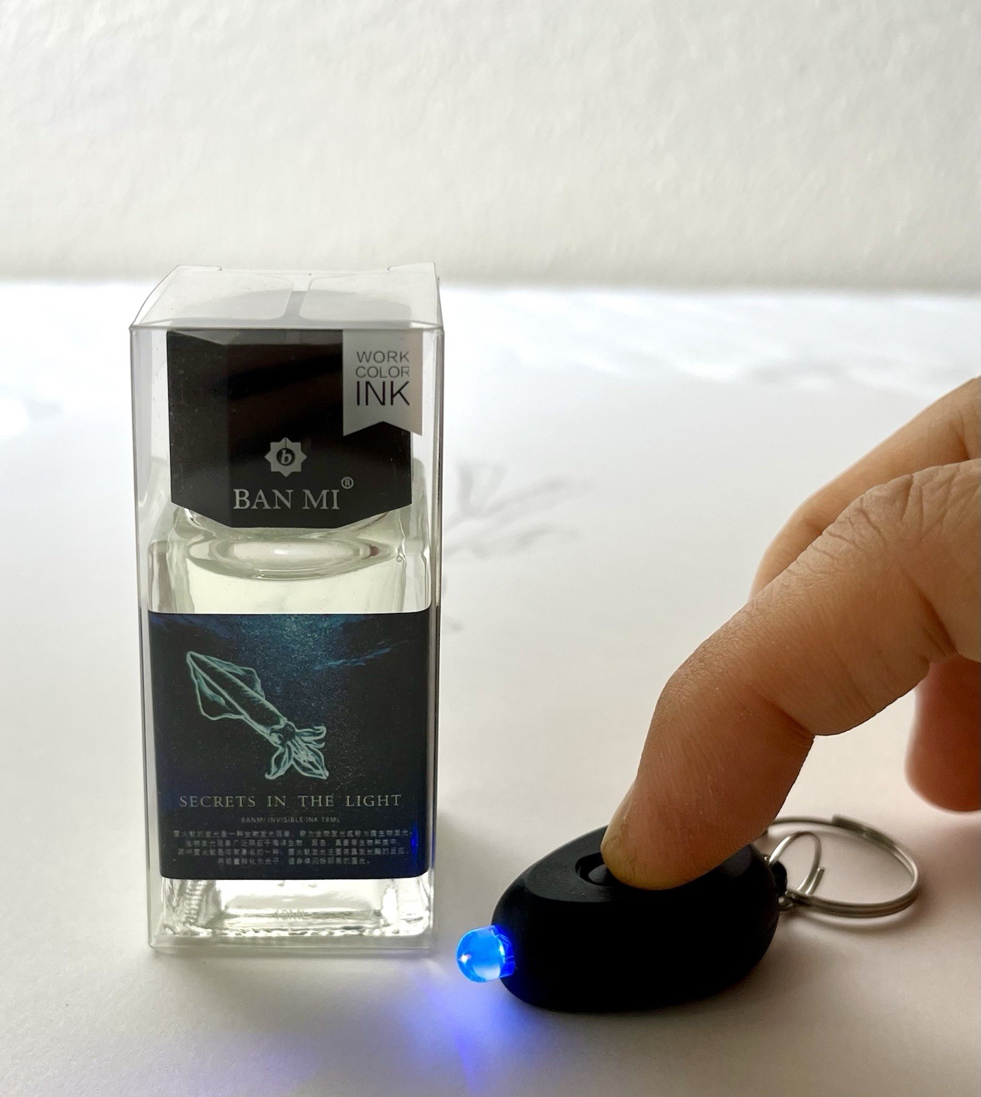 18ml “Secrets in the Light” invisible ink that glows brilliantly under UV light