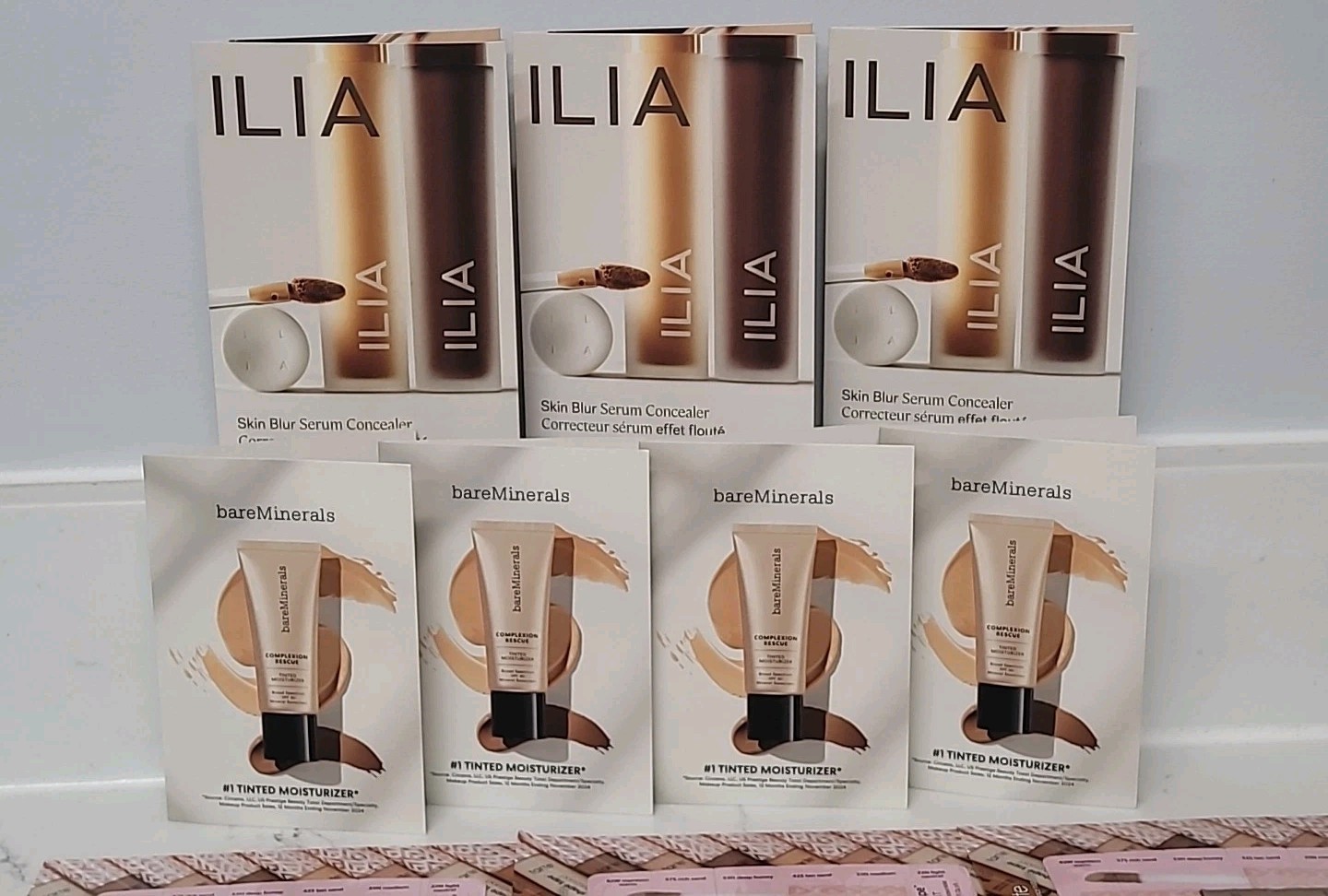 11 HIGH END TRAVEL SIZE FOUNDATION CONCEALER CARDS SAMPLES + COSMETIC BAG #GB91