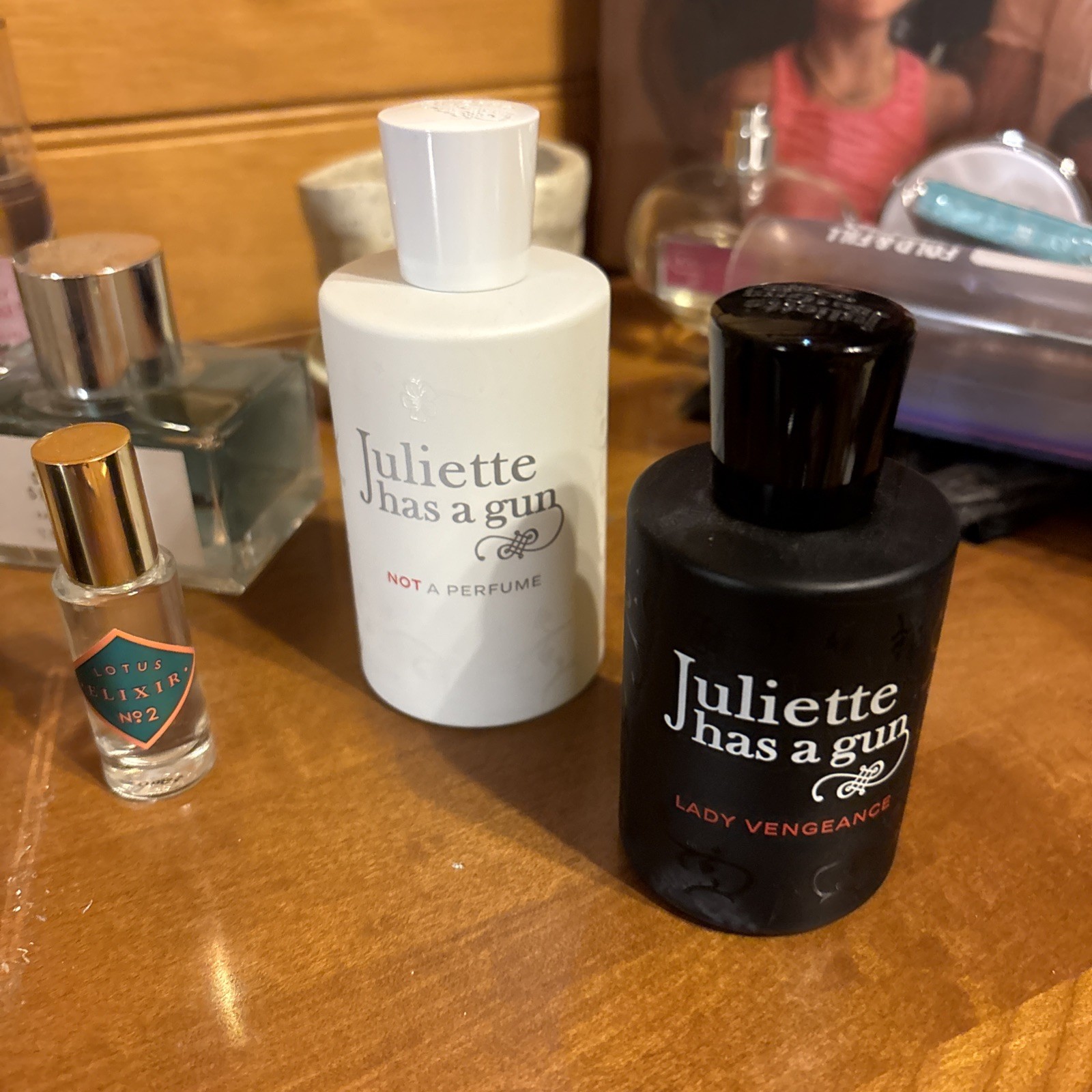 22 Pieces High End Mixed Beauty PERFUME SKINCARE Lot Juliette Gun