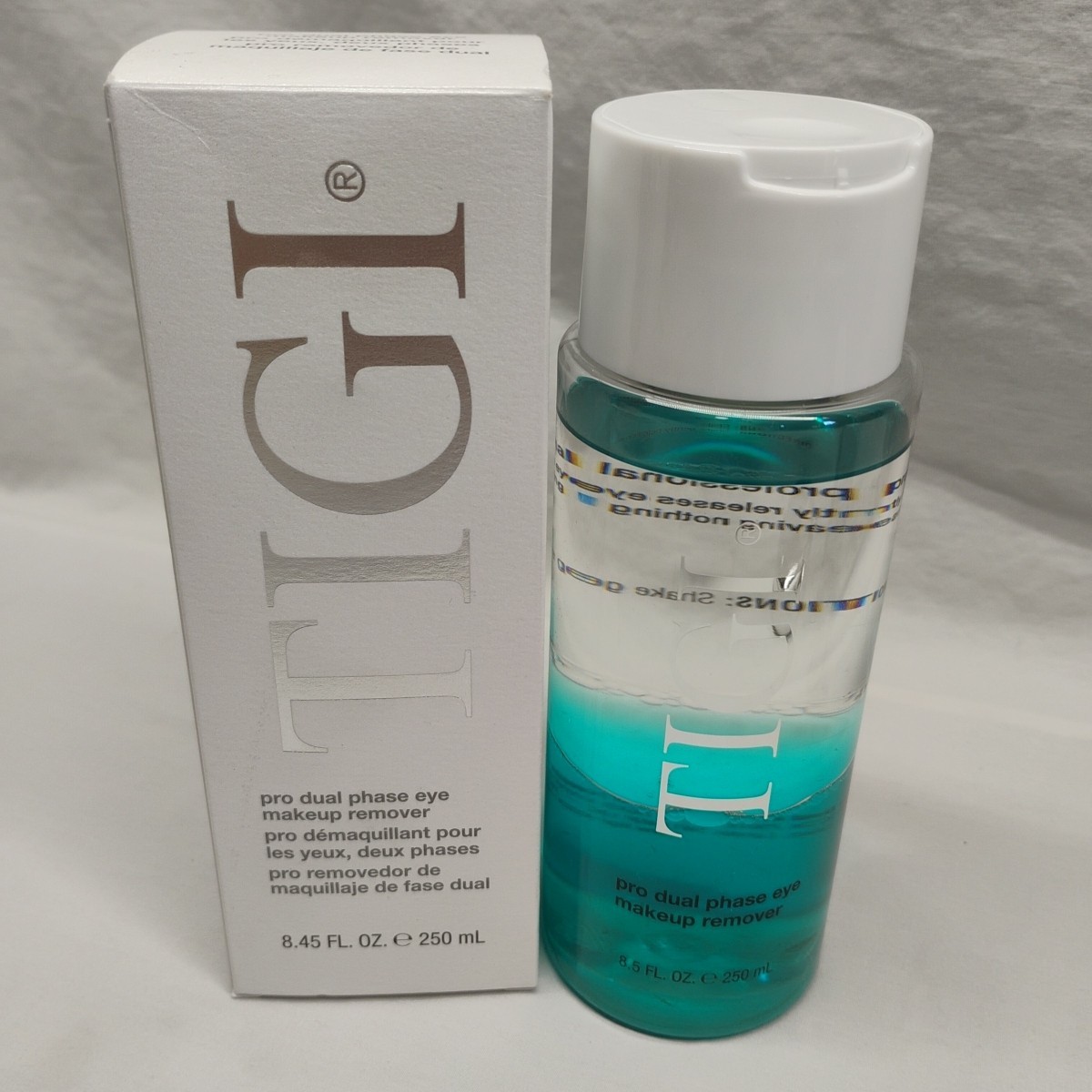 Tigi Professional Cosmetics 5pc Lot Eye Maker Up Remover Foundation Eye Shadow