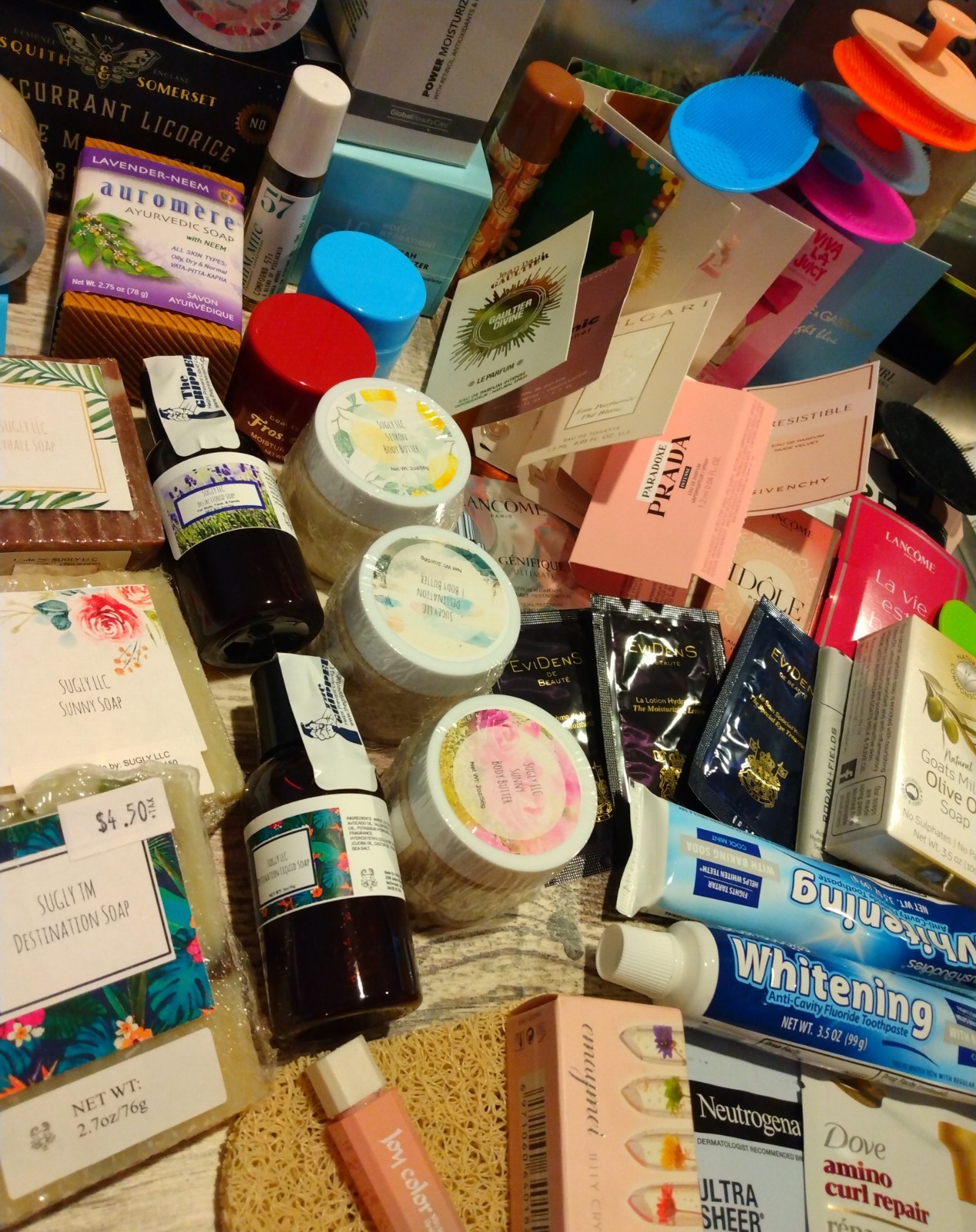 Huge New Upscale Mixed Beauty Bath Body Fragrance Skin Care Lot All Sizes Bundle