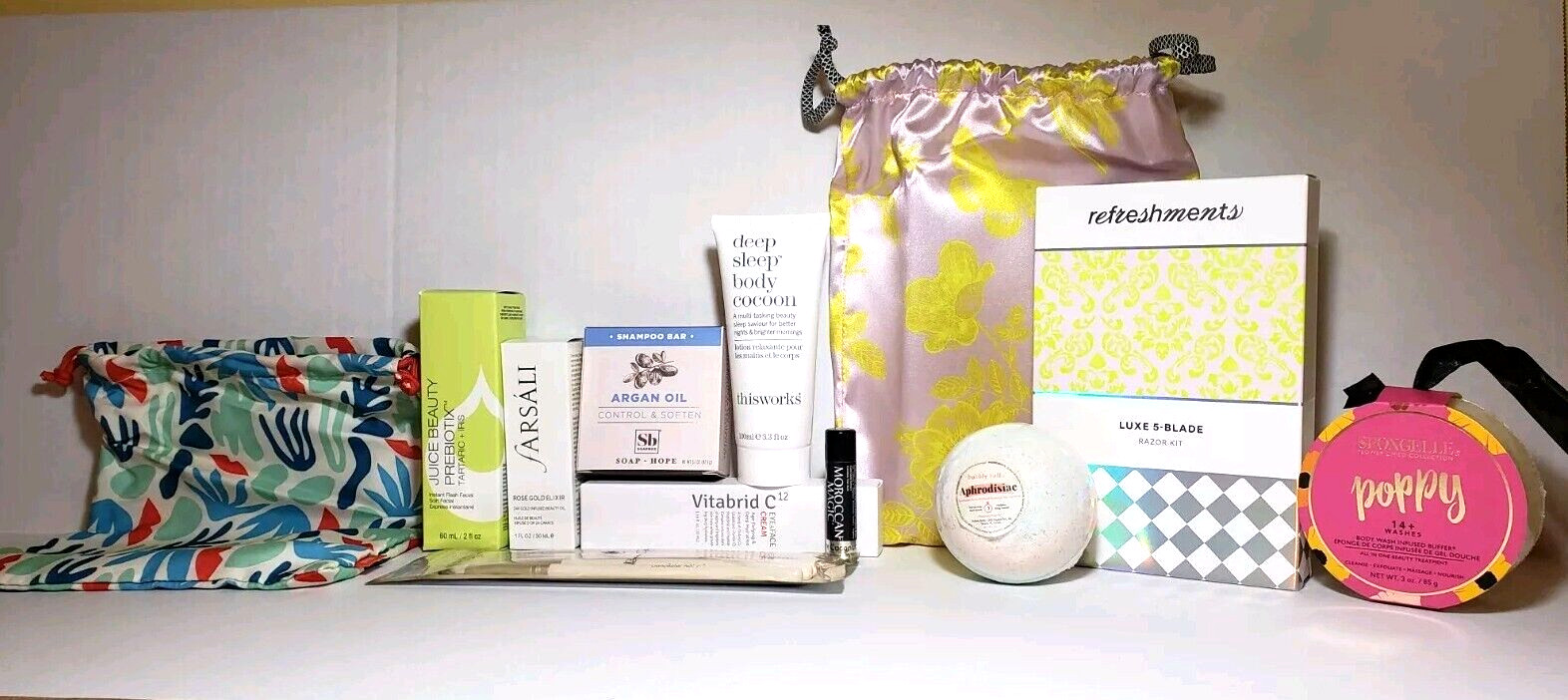 Ipsy Makeup Beauty Bundle Box – Macy’s Sephora Ulta Refreshment Luxe C12 Argan