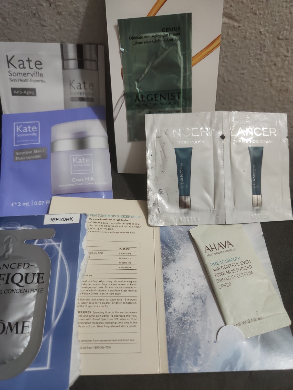 LOT OF 10 HIGH-END SKINCARE SAMPLES PACKETS