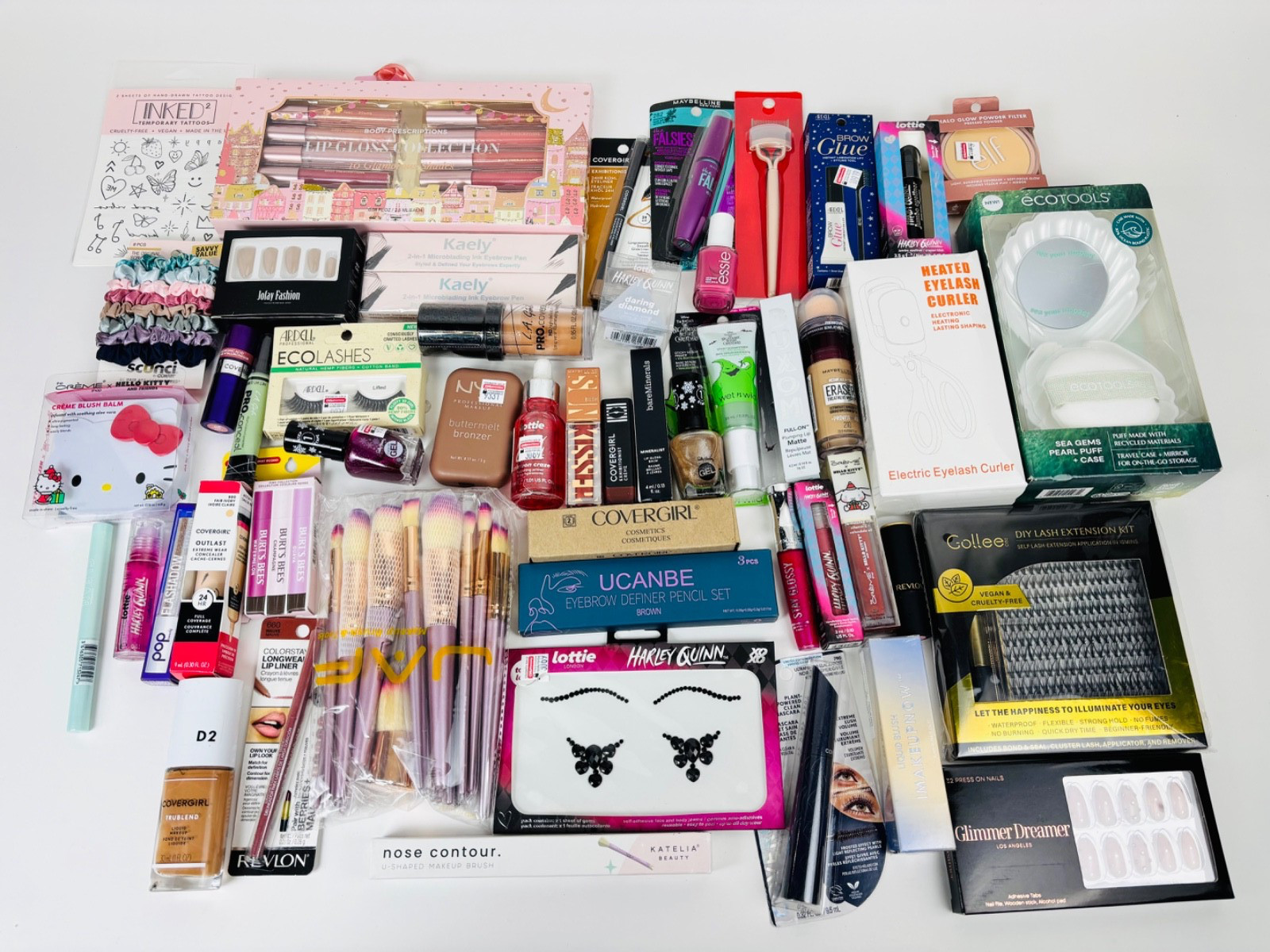 50 Piece Wholesale/ Lot of Mixed Makeup&Beauty Tools NEW