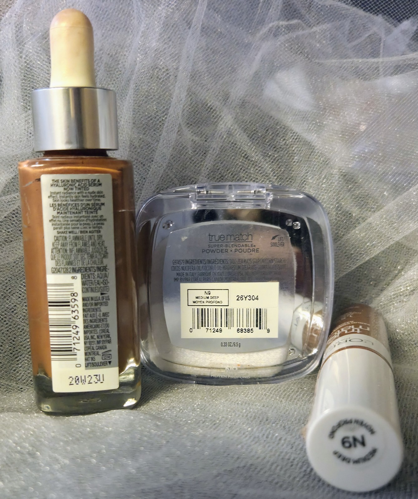 L’Oréal Paris True Match Nude Hyaluronic Serum, Powder & Radiant Concealer Lot