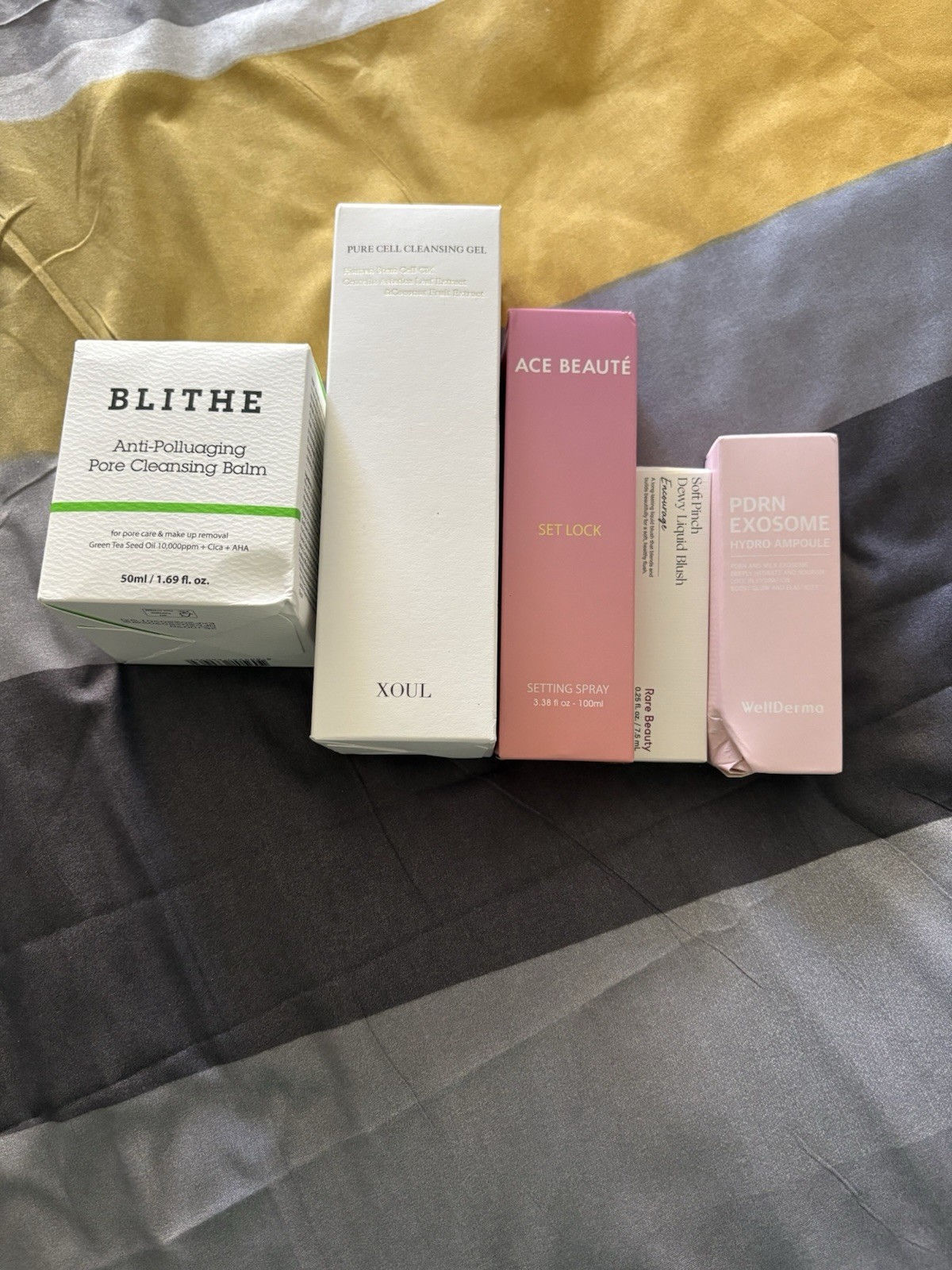 Assorted Lot of High-end Skin Care and Makeup Items – 5 Pieces- NEW!
