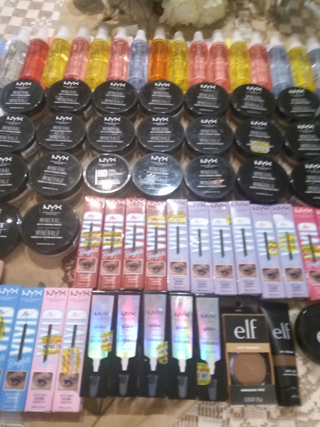 120 Piece wholesale Cosmetic lot- NYX, ELF, Covergirl