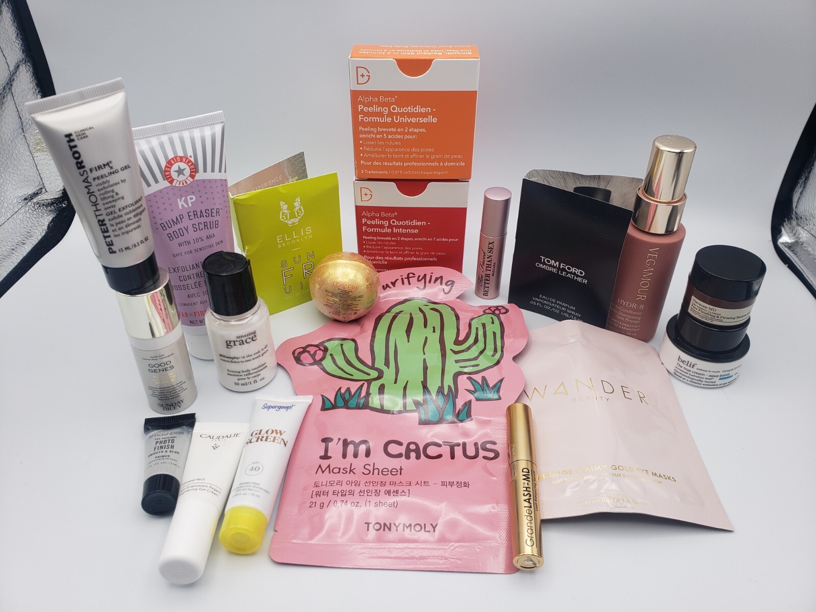 Skin Care Beauty Lot 19 Pieces Trial, Mini, Sampler, Travel Sizes Wholesale Lot!