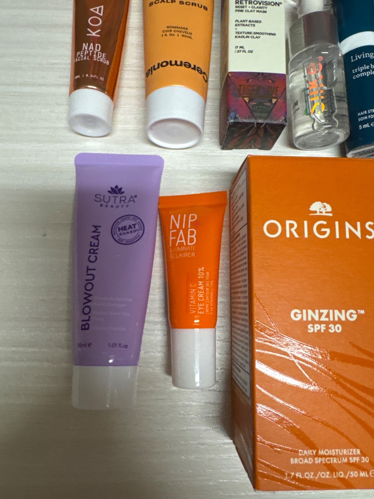beauty skincare and haircare lot – assorted deluxe trial – origins, living pro