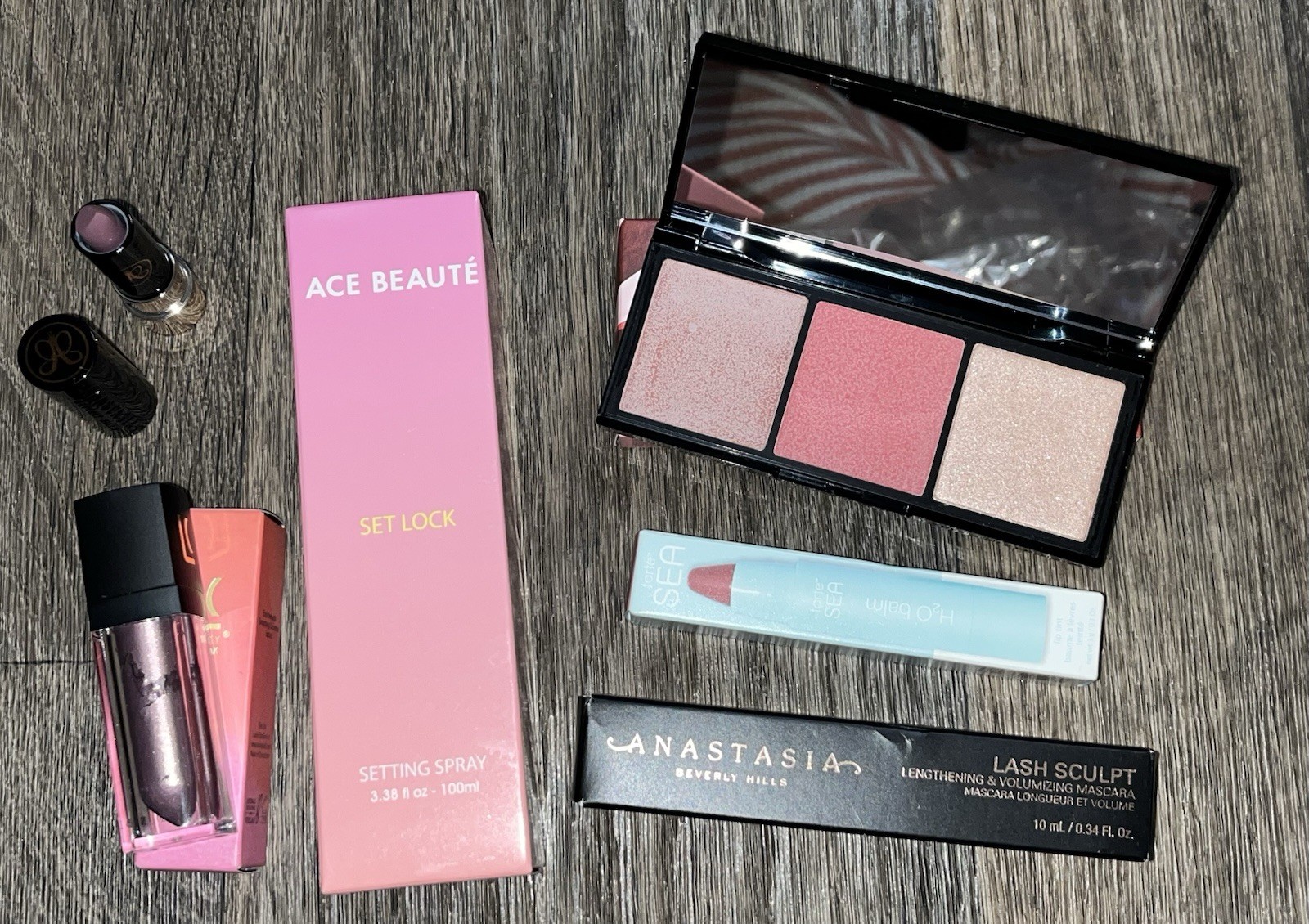 Cosmetic Set of 6 Various Types Tarte, Anastasia, Mascara, Lipstick, Blush
