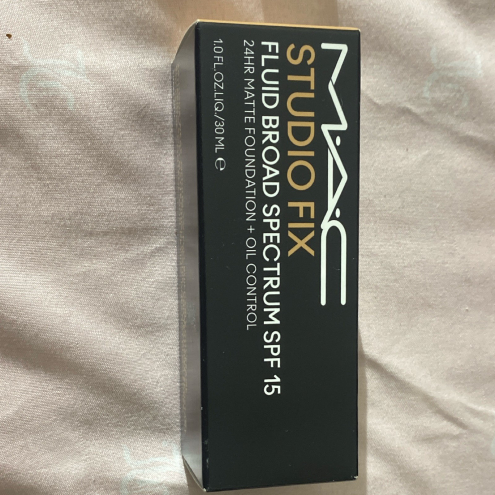 M·A·C Studio Fix Foundation SPF 15 Oil Control & Dubonnet Lipstick Full Size Lot