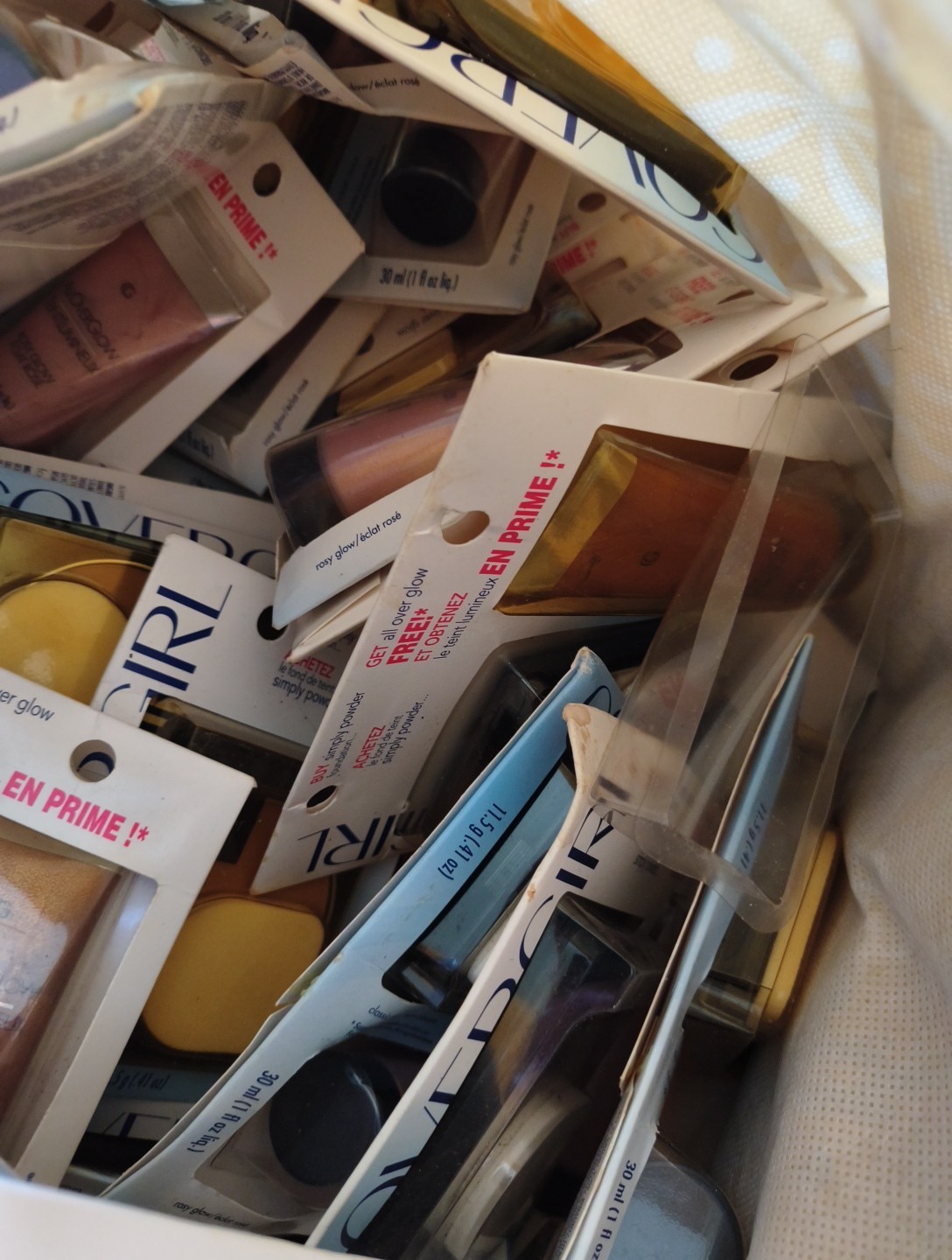 Huge High End Makeup Lot 4 CoverGirl Powder & Highlighter Kits READ