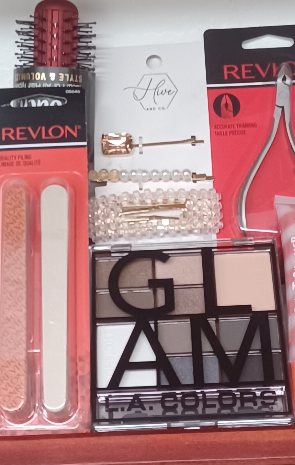11 pc Mixed MAKEUP BEAUTY Lot Cosmetic Bundle Lots Skin , Self Care Cosmetics