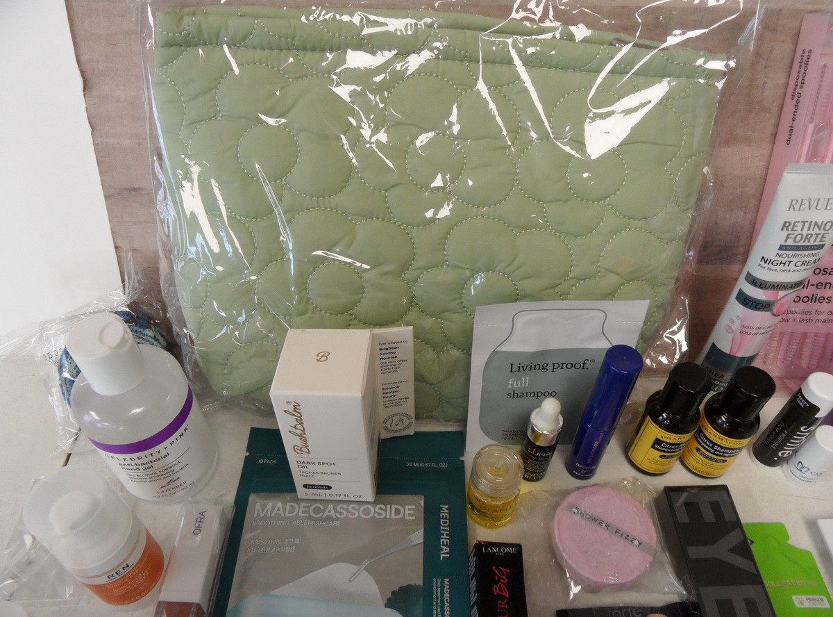 75+ PCS MAKEUP SKINCARE HAIR BEAUTY PERFUME DELUXE LUXURY FULL SAMPLE TRAVEL LOT