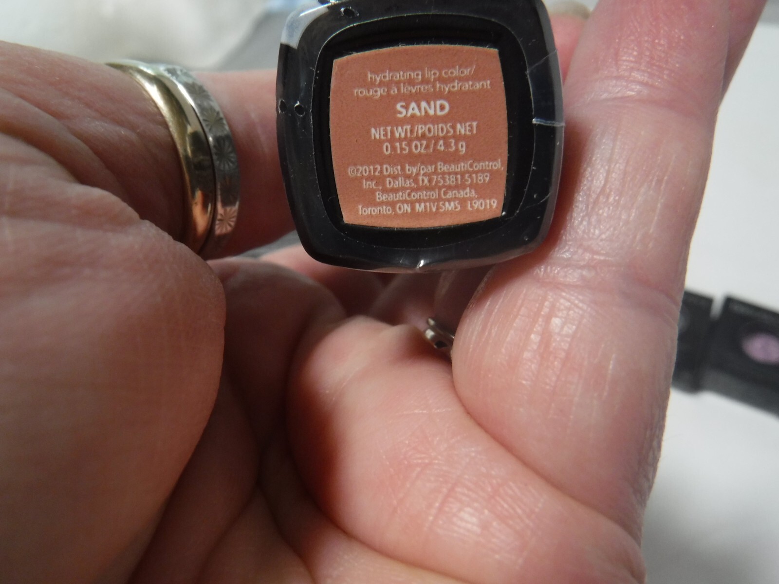GA10 Discontinued BEAUTICONTROL Lot of 11 Makeup Sand Lipstick Eye Shadow Blush