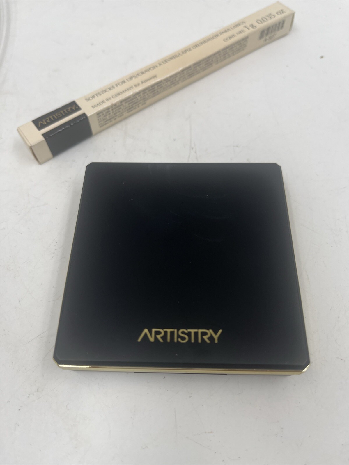 Set 4 Amway Artistry Lot Discontinued Makeup Foundation Powder, Lip Crayon, Pan