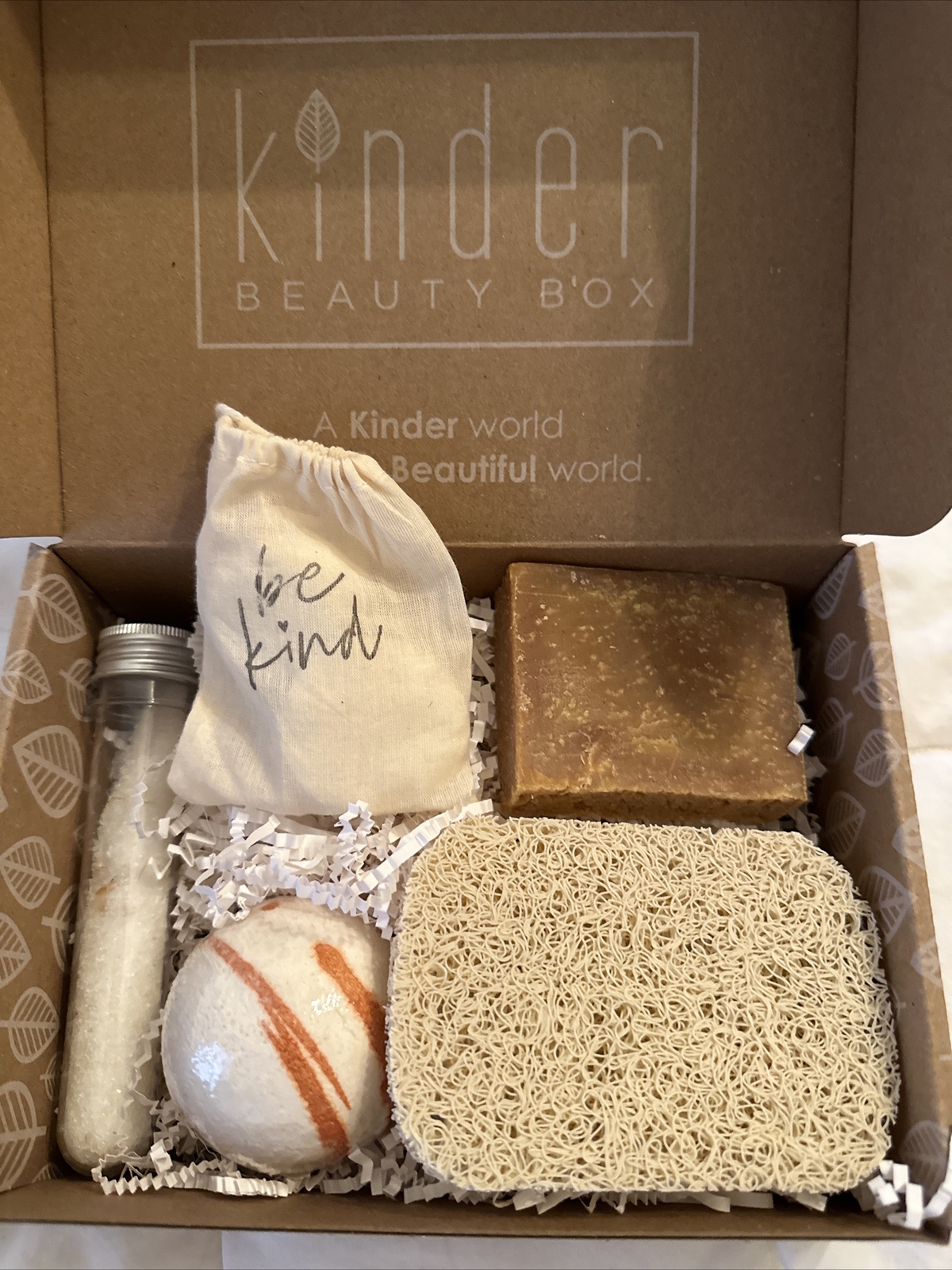 Kinder Beauty Box, The Kinder Poppy Dreamsicle Sea Salt Collection, NEW