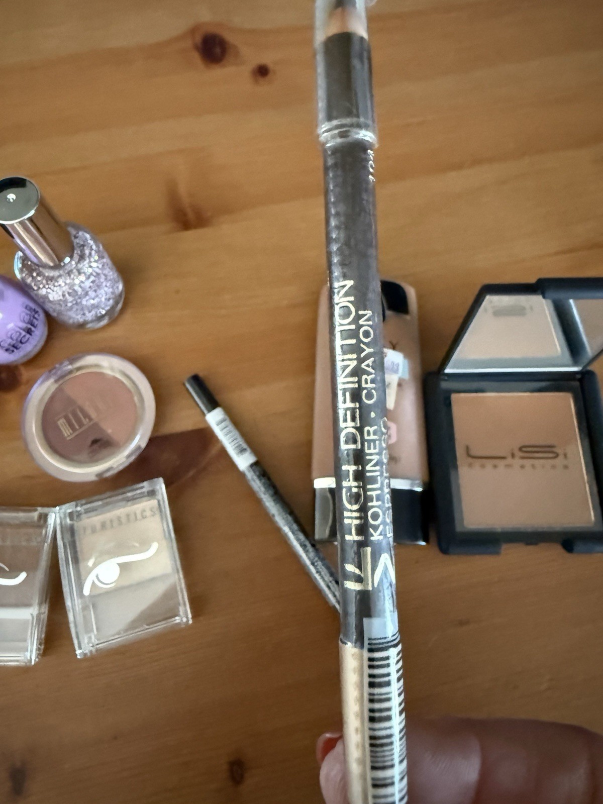 NEW Makeup/ Beauty Cosmetics Bundle Lot Revlon, MaxFactor, Etc. Makeup Set