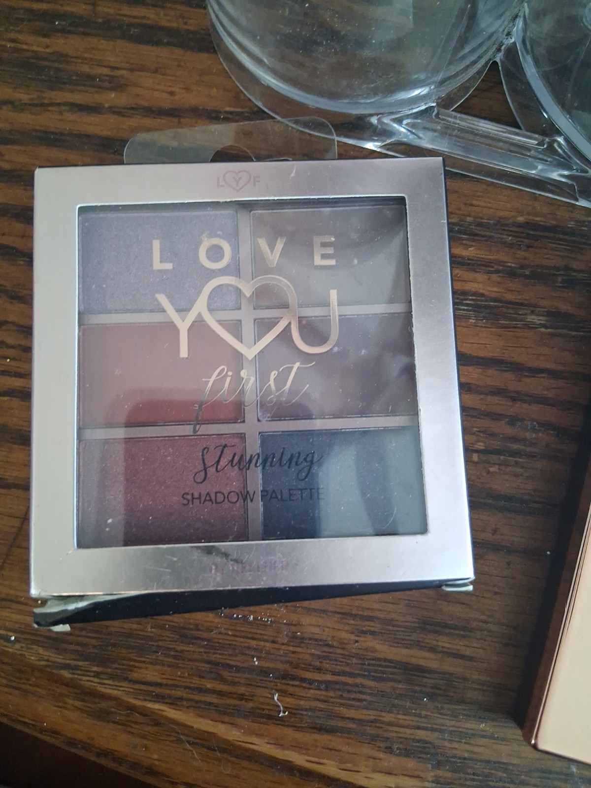 Beauty Lot 8 Piece Set Revlon Pacifica Revolution Lash Magnets 2 Brush Holders