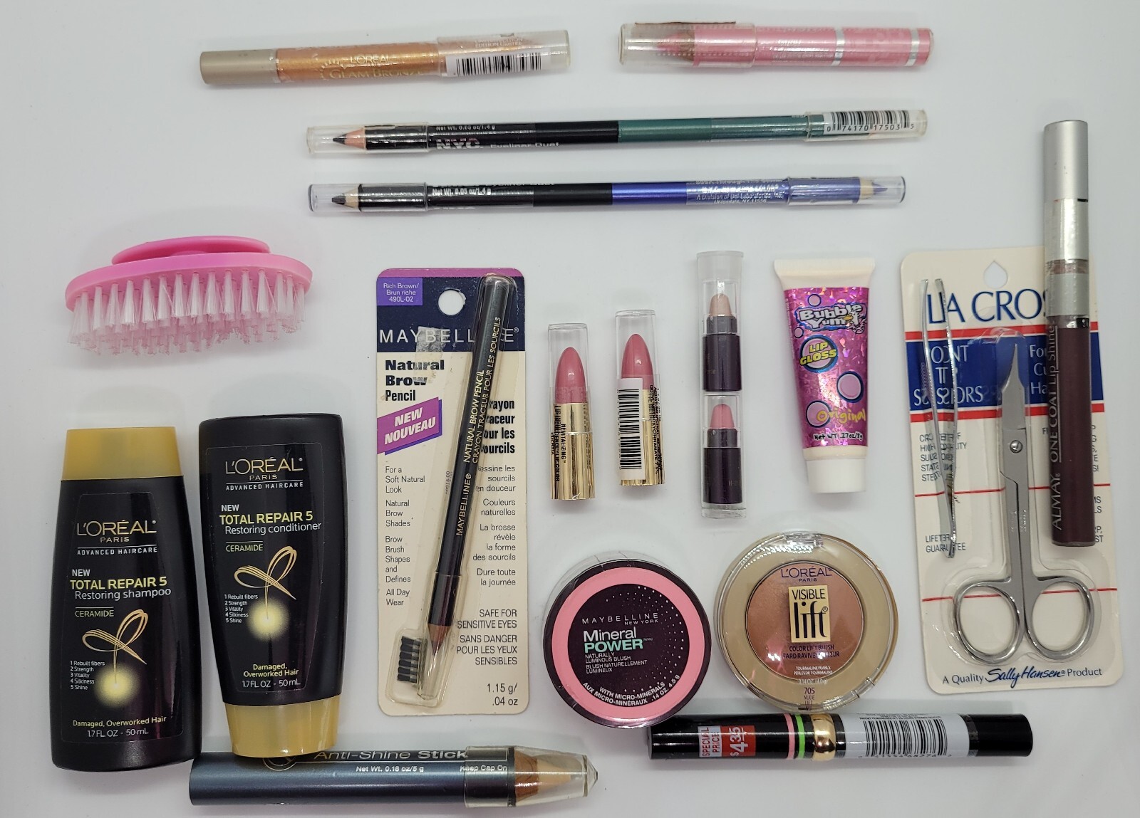 Mixed Beauty Lot 19 Items Almay L’Oreal Maybelline Sally Hansen NYC NEW