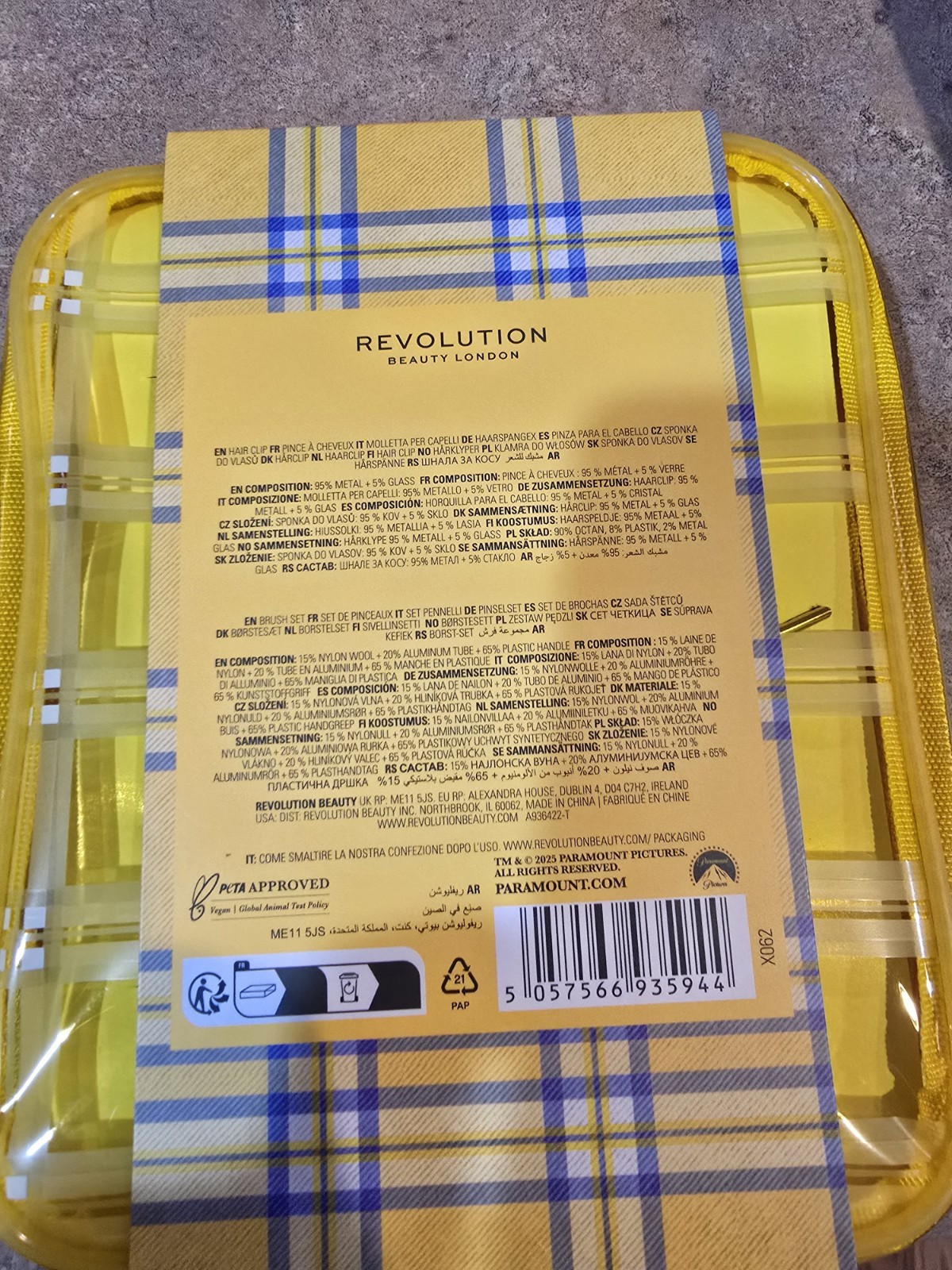 REVOLUTION X CLUELESS Movie 30th Anniversary Brush & Hair Clip Bag Set **READ**