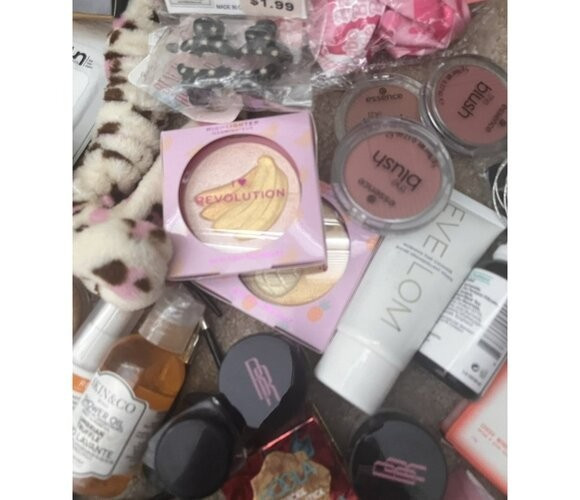 Name Brands 25‑Pc Makeup Lot Full‑Size Palette Lipstick Skin Hair 11 + Full Size