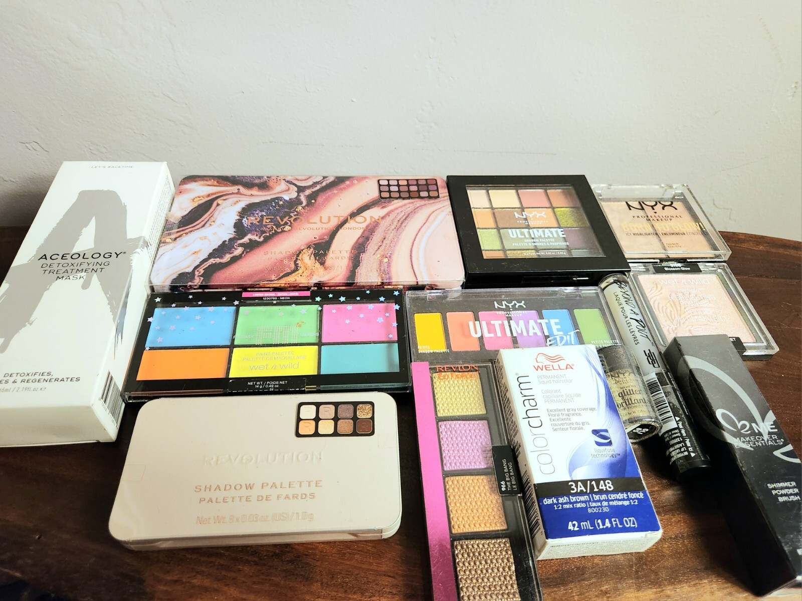 NEW LOT HIGH END BEAUTY MAKEUP Bundle, Revlon, FM, NYX, Revolution