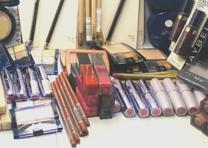New HUGE 100 PC MAYBELLINE Makeup Lot **RARE HARD-TO-FIND ITEMS **GREAT DEAL!