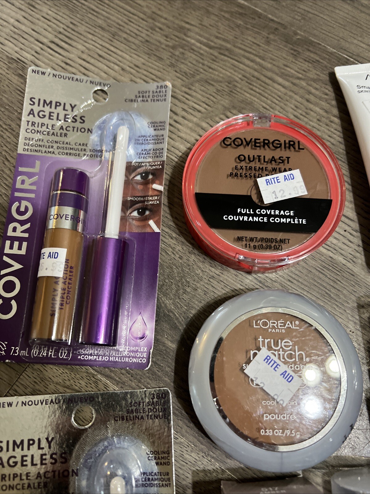 Makeup Lot – Covergirl Almay L’Oréal Revlon
