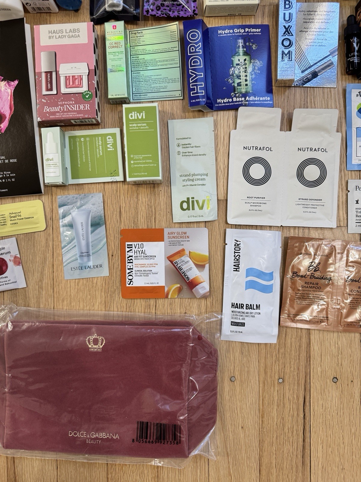 High End Skincare Beauty Cosmetics Makeup Perfume Hair Sample Packets Lot 9 Lbs!