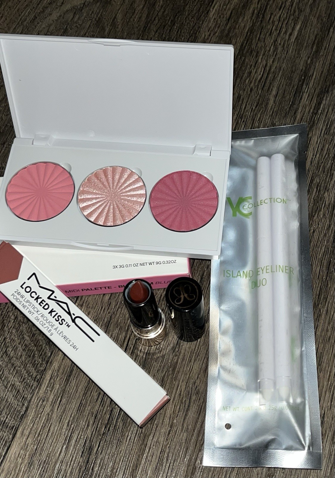 Cosmetic Set of 5 Items, Tarte, Mac, Mascara, Lipstick, Blush and Eye Liners
