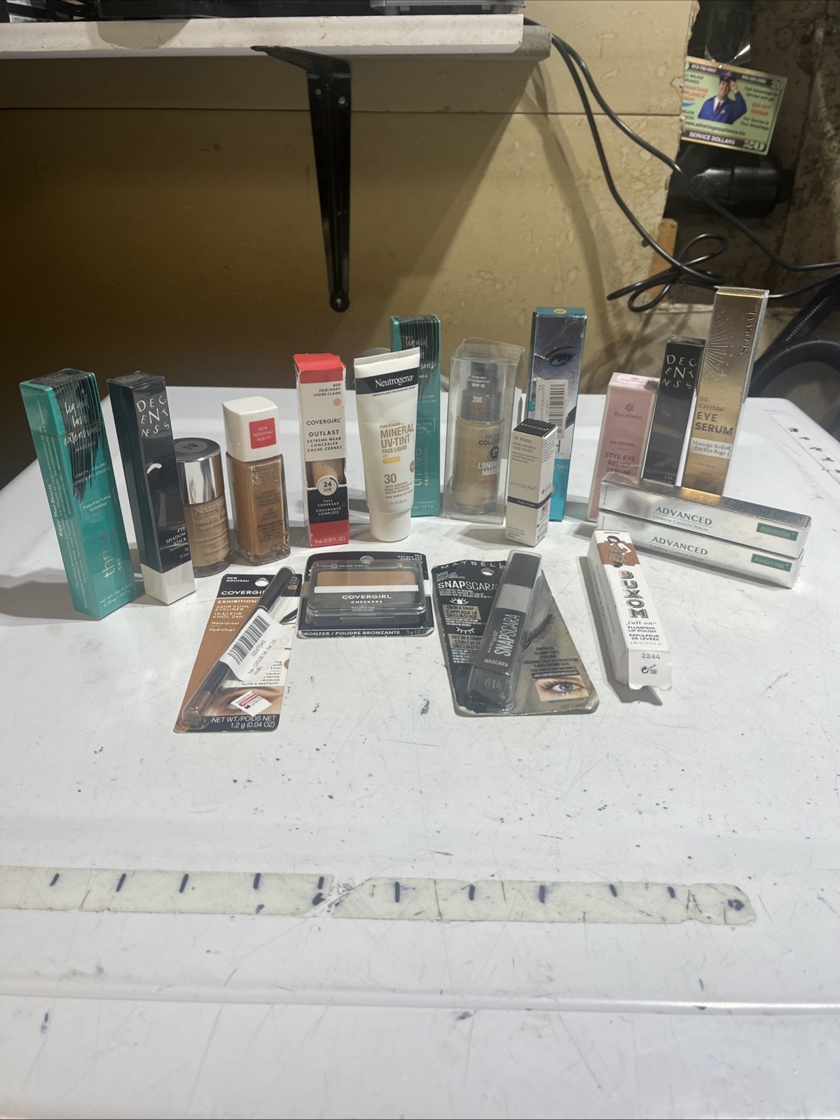Beauty Product Lot- 20 Pieces Neutrogena, Covergirl, Revlon And More! See Photos