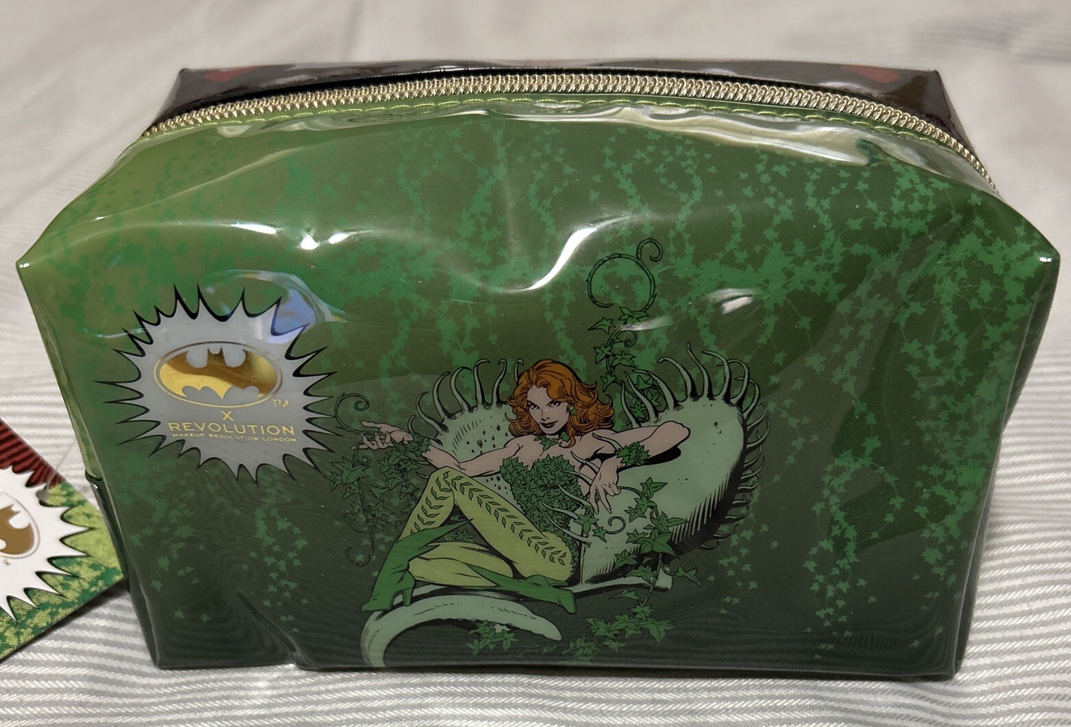 Batman X Revolution Makeup Lot Harley Poison Ivy Cosmetic Bag Sponge Eyeshadow