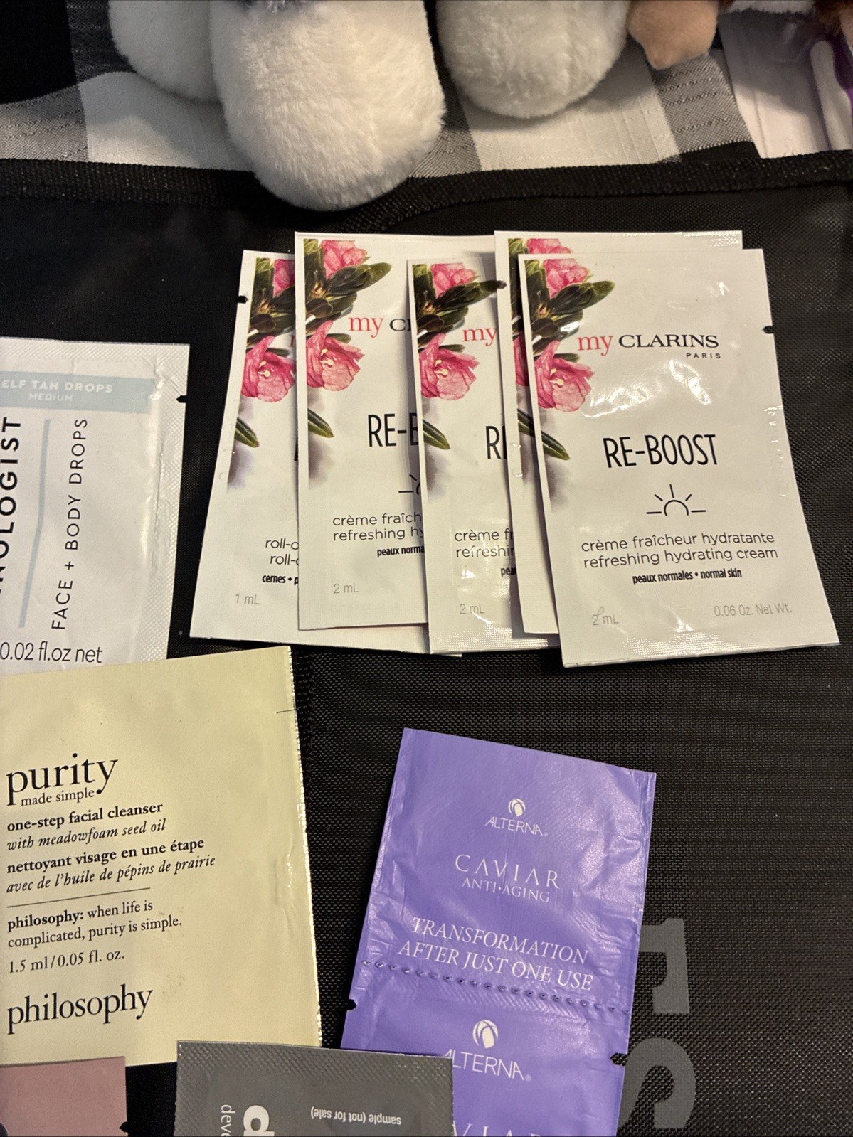 Lot 32 MAKEUP AND SKINCARE ASSORTMENT New