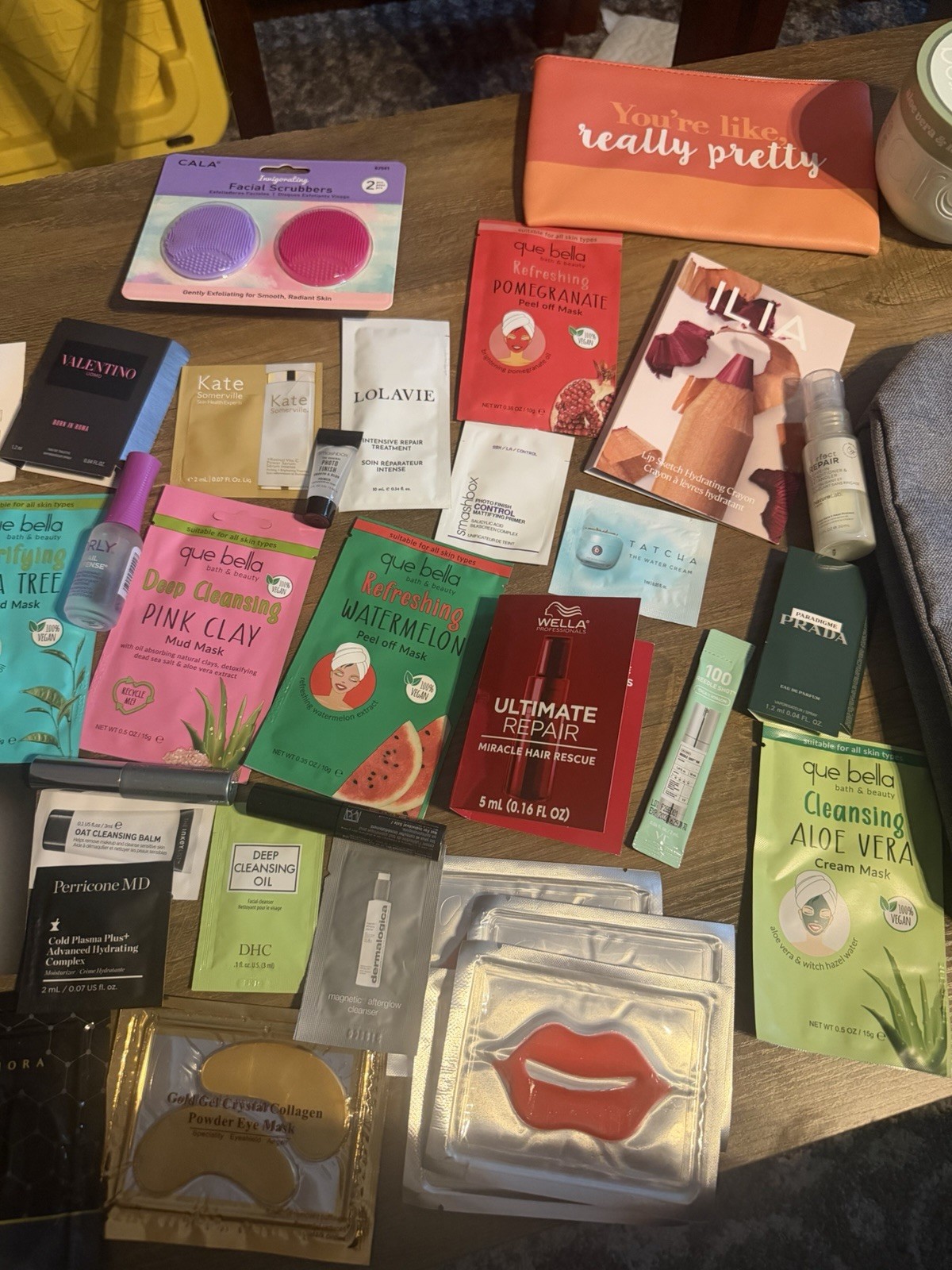 Assorted Bundle of Beauty Items and Cosmetic Bags