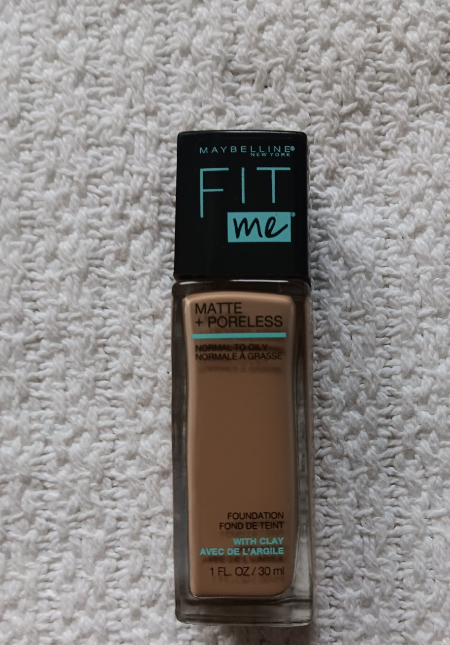 Maybelline Fit Me Blush NUDE Lip Gloss Liner Rich Tan Foundation Concealer Lot