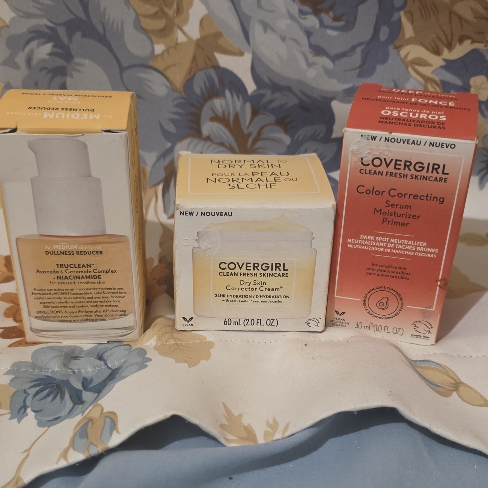 COVERGIRL Clean Fresh Skincare Color Correcting Serum, Moisturizer, Dry Skin Cr…