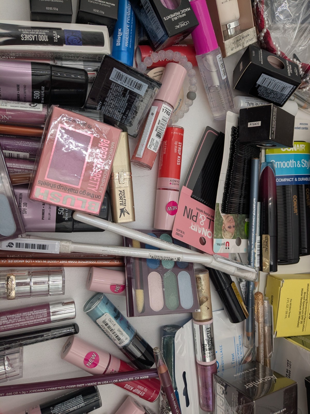 Makeup, Hair and Beauty Set of 130 items. You receive everything in photos! 4
