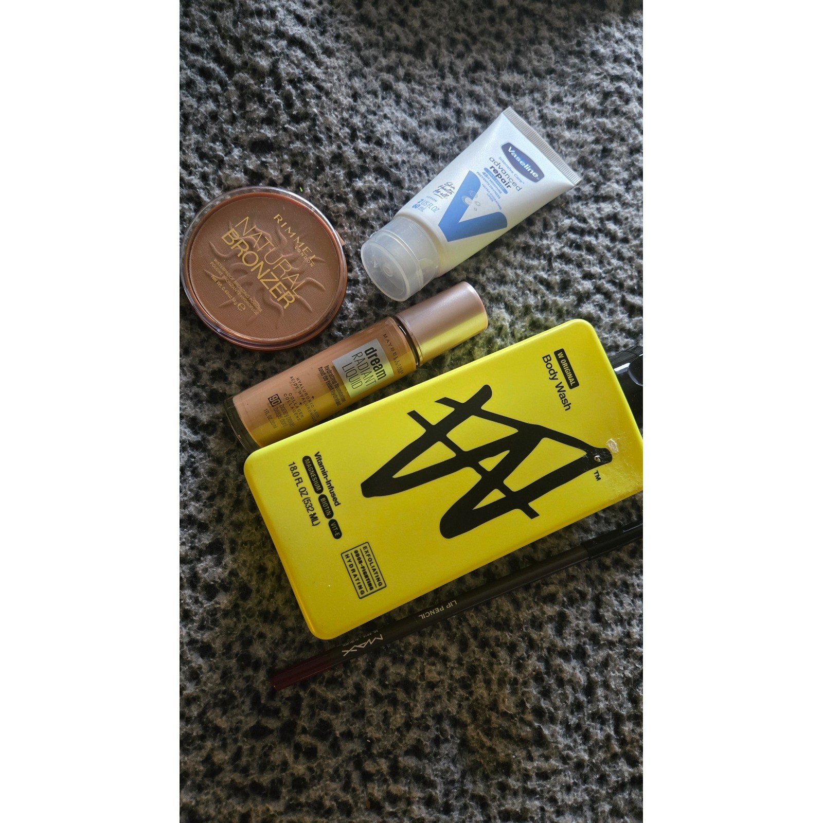 Beauty Bundle Maybelline Foundation Rimmel Bronzer W Body Wash Vaseline Lotion
