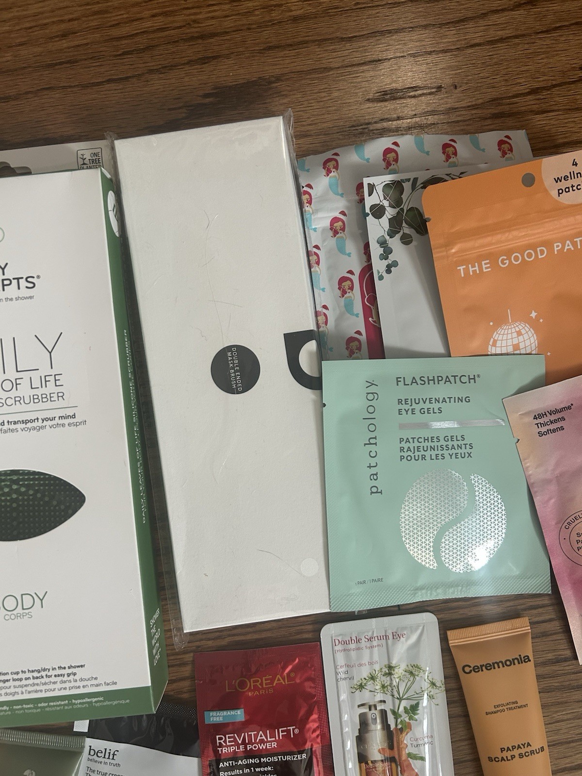 80 Piece Lot Makeup Haircare Fragrance Skincare Samples & Full Sizes NEW