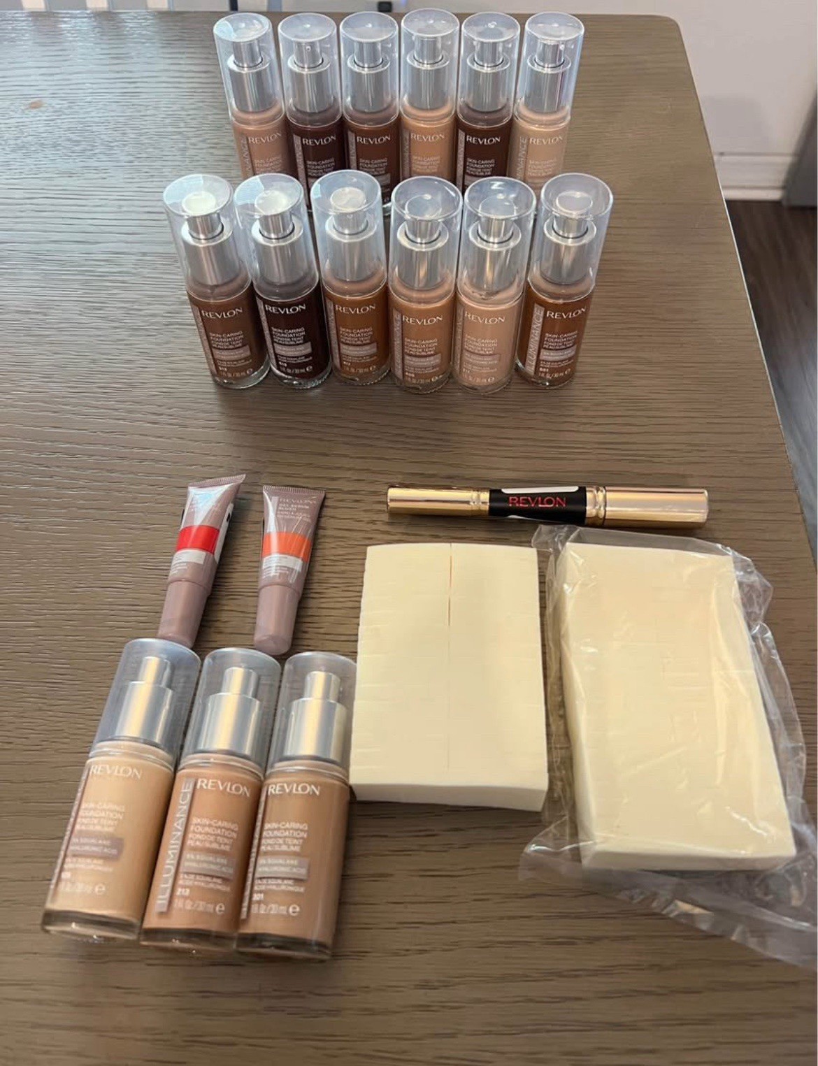 ✨ *NEW* Lot of 14 Revlon Illuminance Skin-Caring Foundation & Gel Serum Bundle