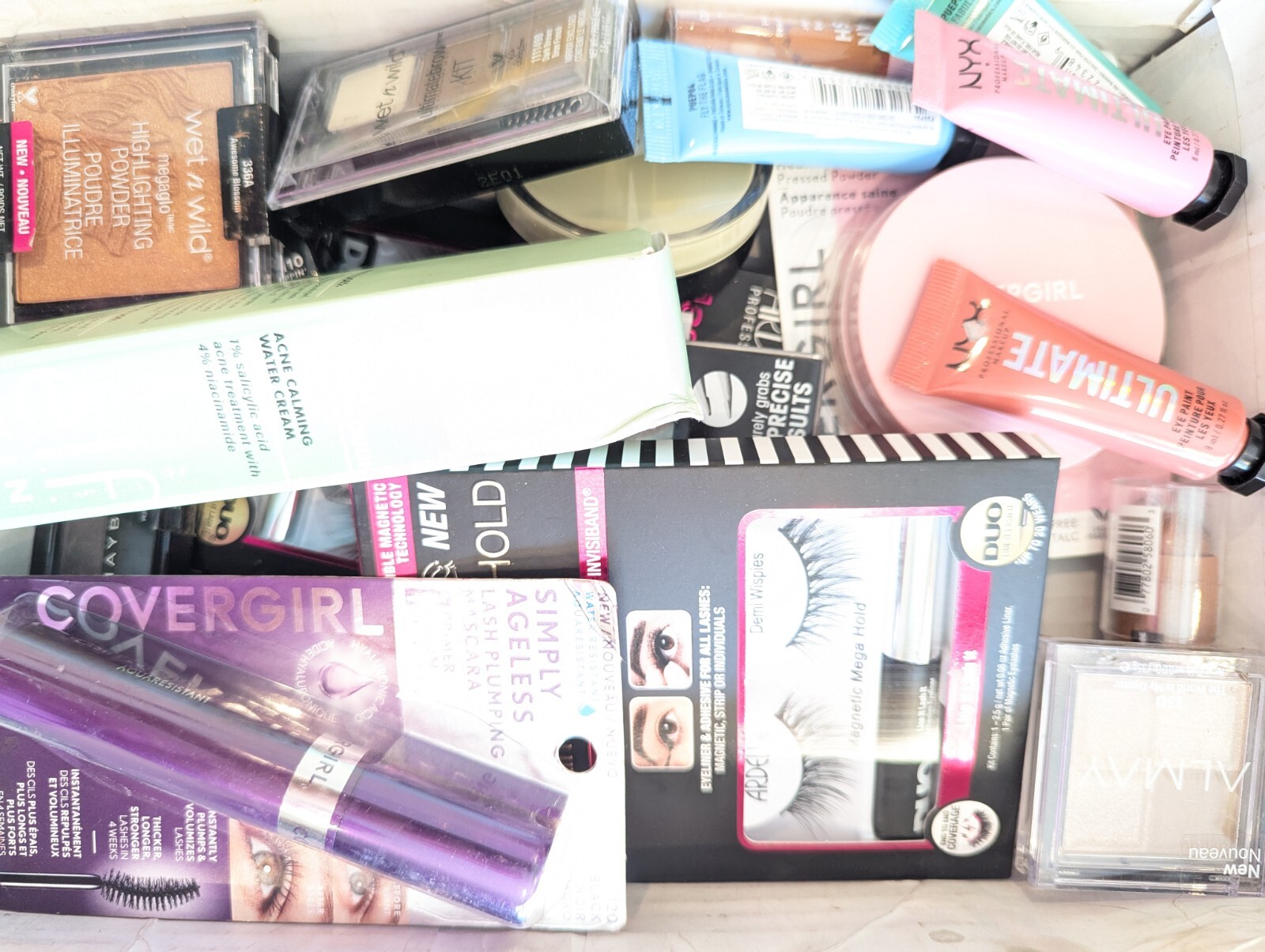 Lot Of 100 Pcs Premium Unused Cosmetics All Open Box/ Damaged Box