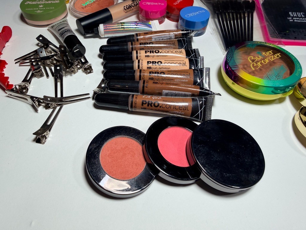 Large Makeup Bundle — Concealers, Blush, Bronzer, Applicators, Lashes + More