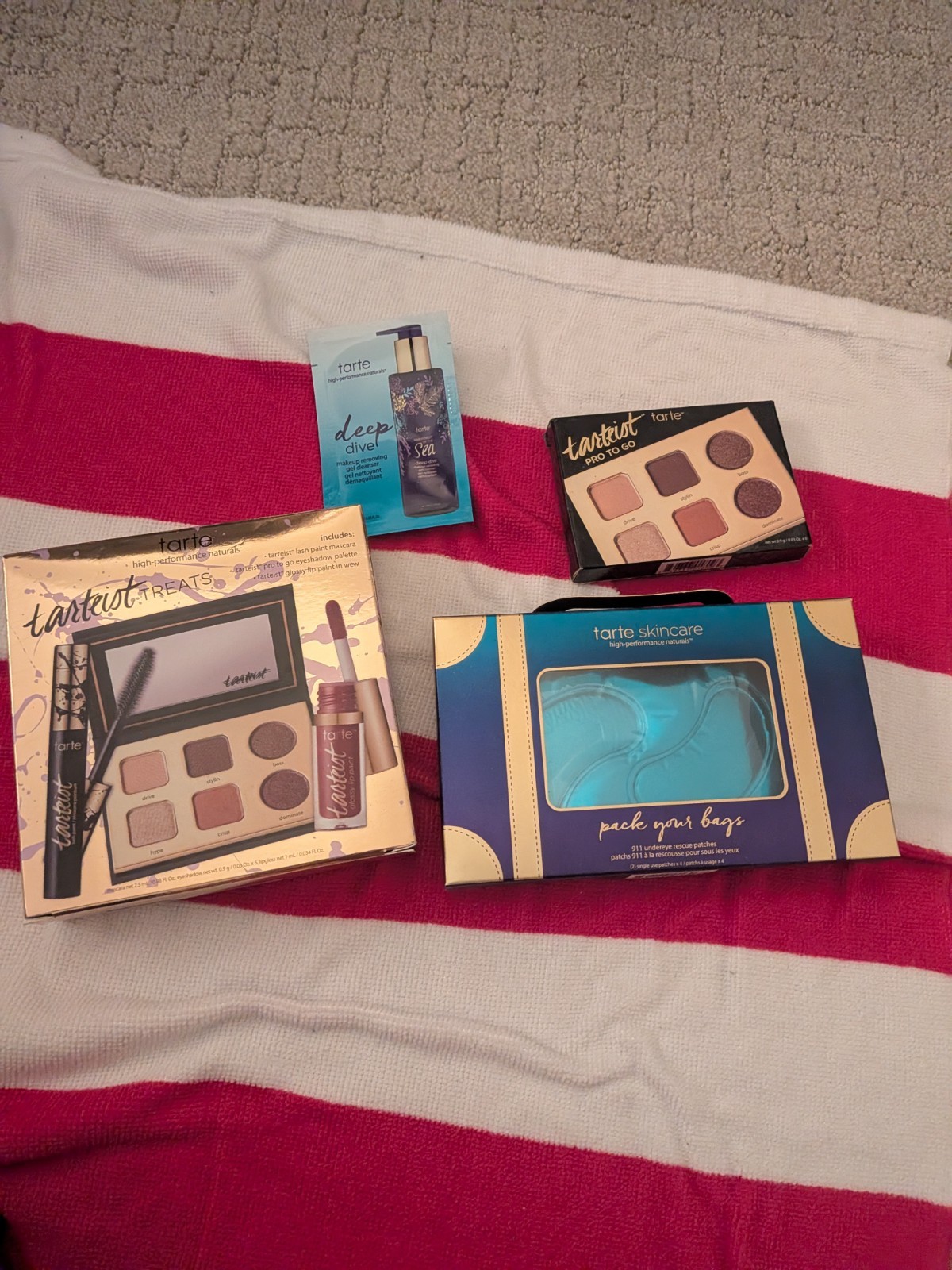 Tarte Mixed Makeup Lot Bundle: tarteist pro to go, treats, deep dive