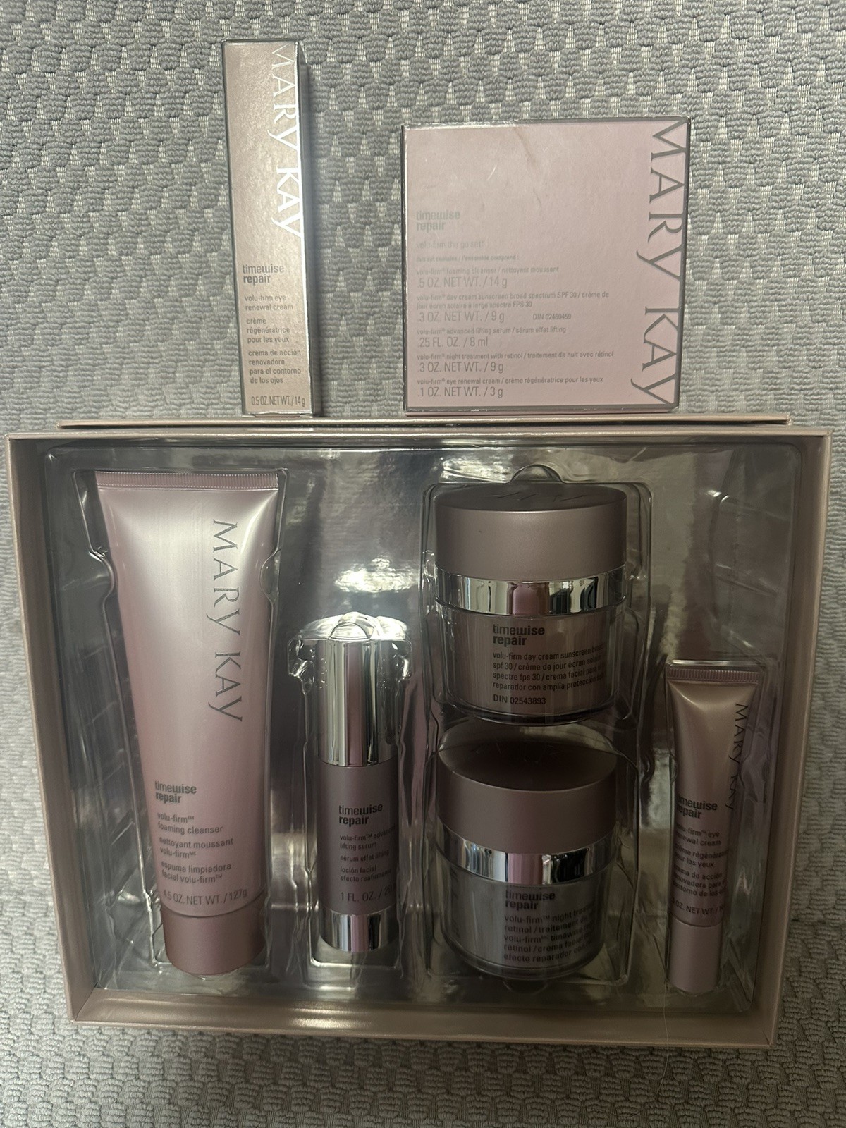 Mary Kay TimeWise Repair Volu-Firm Set Go Set Eye Renewal Cream Anti Aging Lot