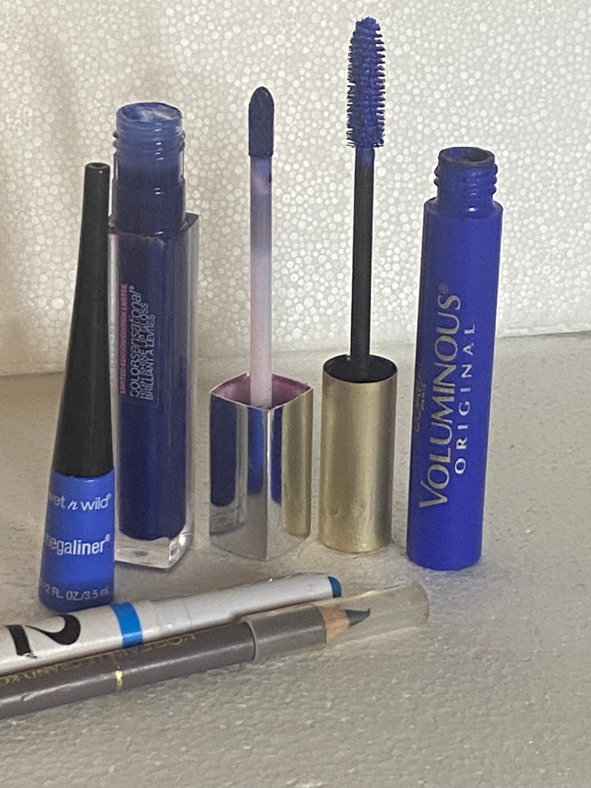 Custom Variety Pack of Blues (5 Piece) Makeup Bundle