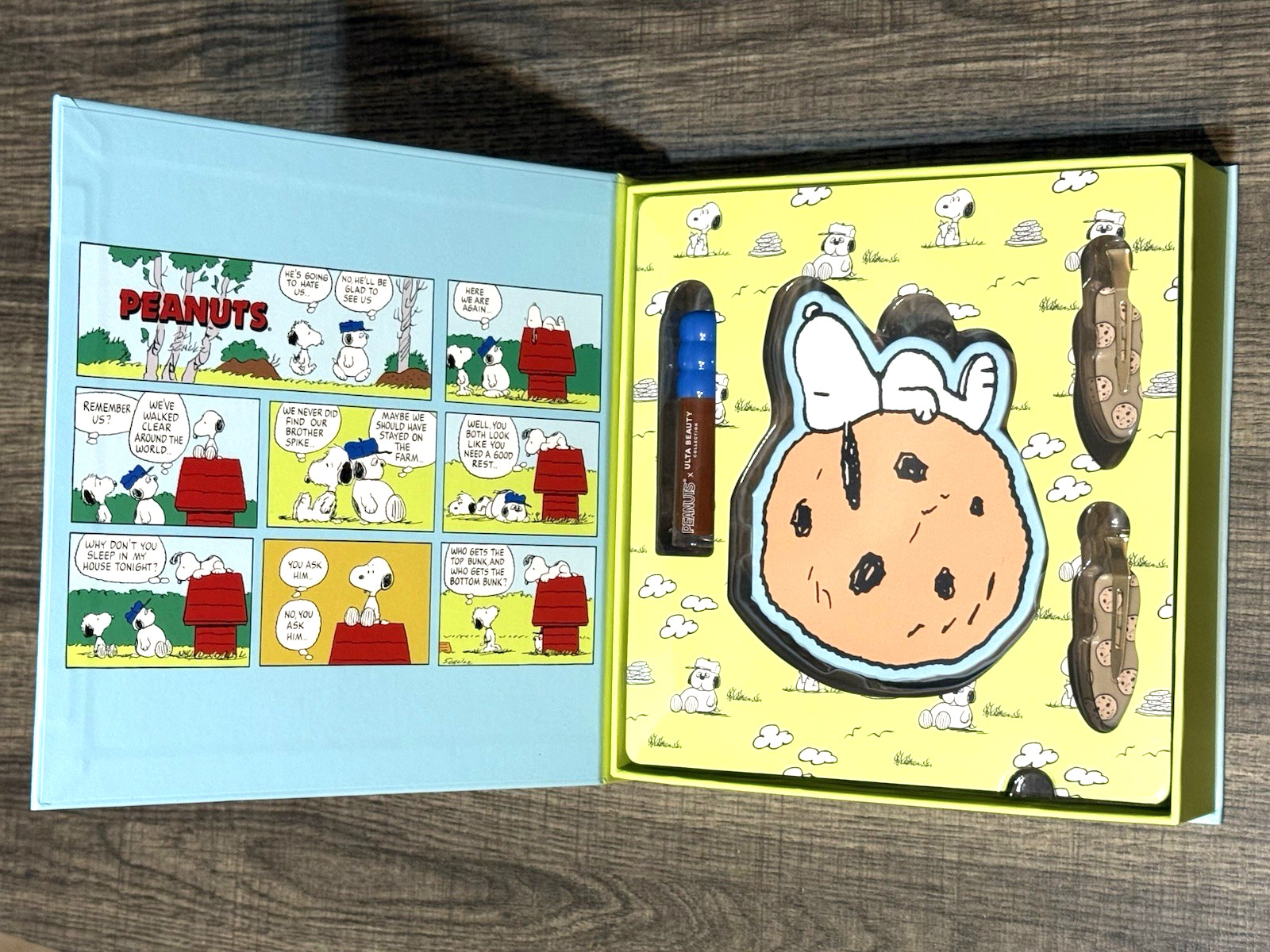 Ulta Beauty Collection x Peanuts A LITTLE SOMETHING SWEET 4 Piece Beauty Vault