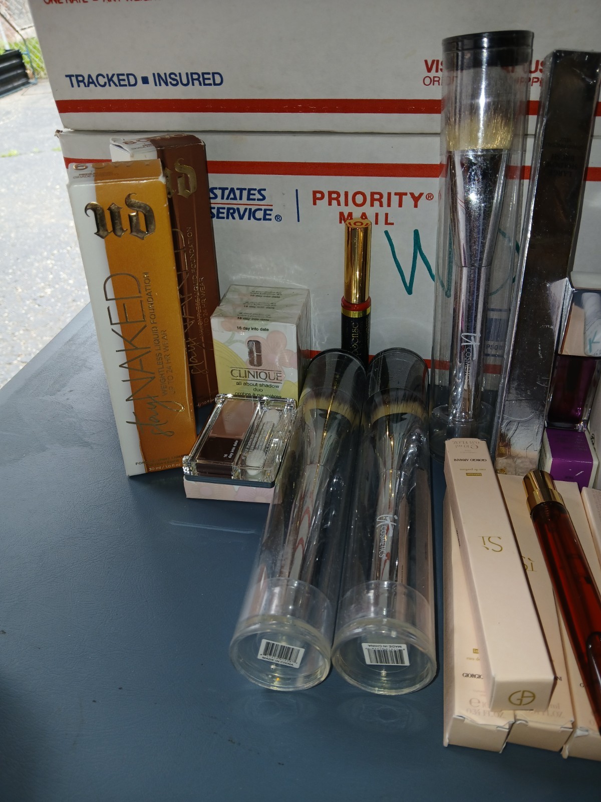 Beaut & hair Care Lot Mix . 43 Items